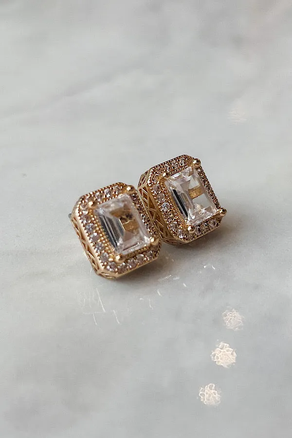 Lillia Gold Studs